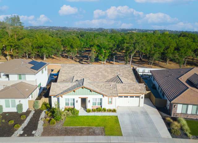Property at 2135 Pinehurst Dr, Lincoln, CA 95648, 4 beds, 4.5 baths