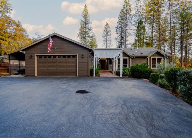 Property at 10461 Grandpas Pl, Grass Valley, CA 95949, 3 beds, 2.5 baths