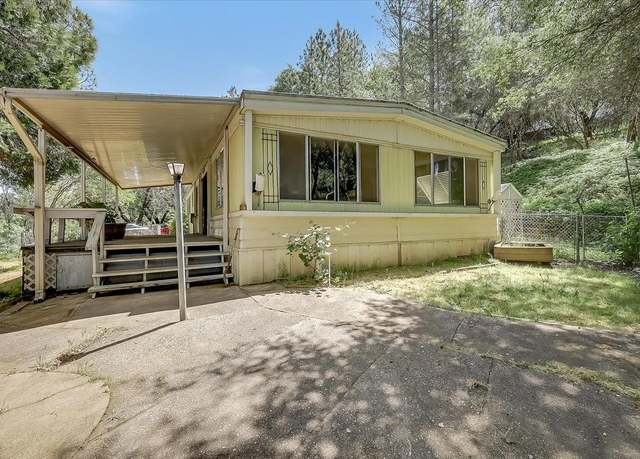 Property at 11856 Tom Ray Dr, Grass Valley, CA 95949, 2 beds, 2 baths