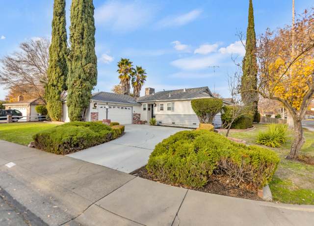 Property at 2121 50th Ave, Sacramento, CA 95822, 3 beds, 2 baths
