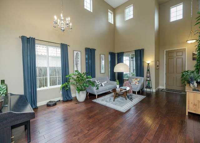 Property at 2932 Jebediah Way, Riverbank, CA 95367, 5 beds, 3 baths