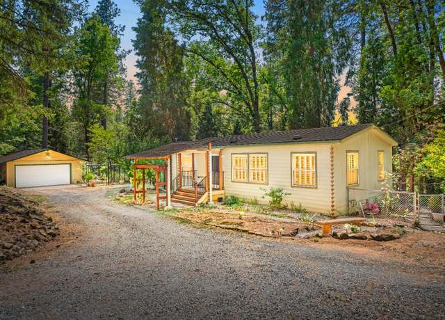 Property at 12796 Blue Jay Ct, Grass Valley, CA 95949, 3 beds, 2 baths