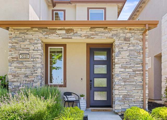 Property at 3020 Edgeview Dr, Sacramento, CA 95833, 3 beds, 2.5 baths