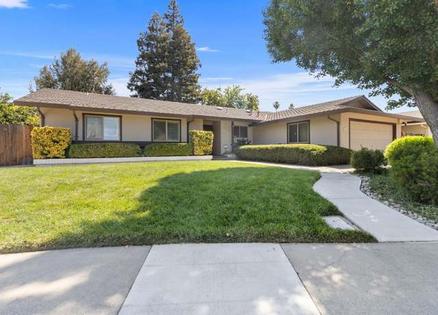 Property at 3404 Tiffany Ln, Modesto, CA 95350, 3 beds, 2 baths