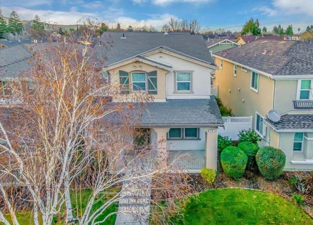 Property at 319 Turnstone Cir, Pittsburg, CA 94565, 3 beds, 2.5 baths