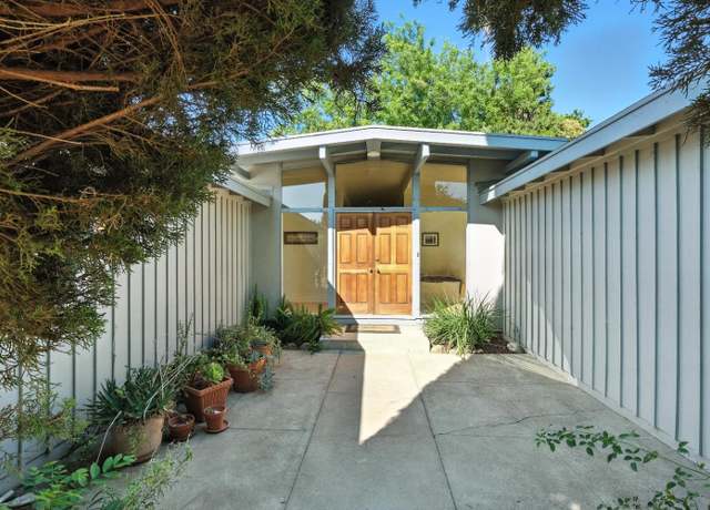 Property at 3896 Arrowhead Dr, El Dorado Hills, CA 95762, 4 beds, 2 baths