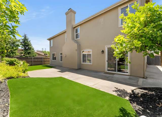 Property at 301 Vista Creek Cir, Sacramento, CA 95835, 4 beds, 3 baths