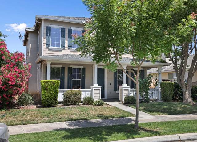 Property at 1740 Vintage Cir, Oakdale, CA 95361, 4 beds, 2.5 baths