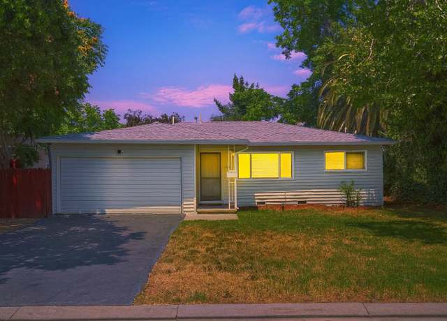 Property at 1815 E Robertson St, Stockton, CA 95205, 3 beds, 1 bath