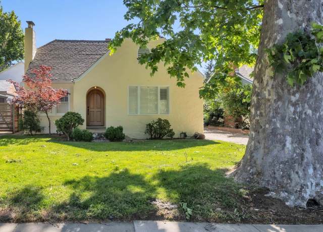 Property at 2172 Oakmont St, Sacramento, CA 95815, 2 beds, 1 bath