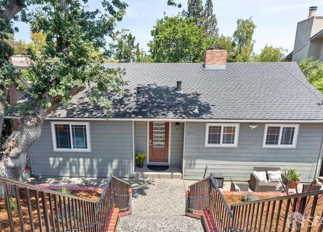 Property at 3572 Altamont Way, Redwood City, CA 94062, 3 beds, 2 baths
