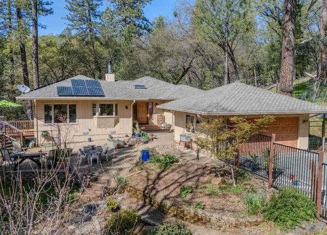 Property at 19581 Wolf Creek Rd, Grass Valley, CA 95949, 3 beds, 2 baths