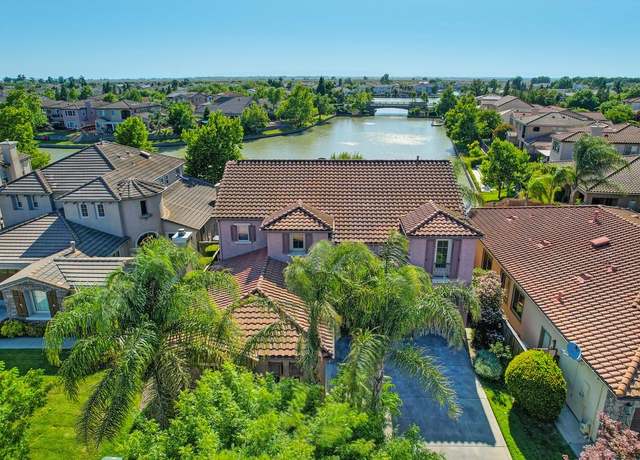 Property at 3810 Mendocino Ct, West Sacramento, CA 95691, 4 beds, 3 baths