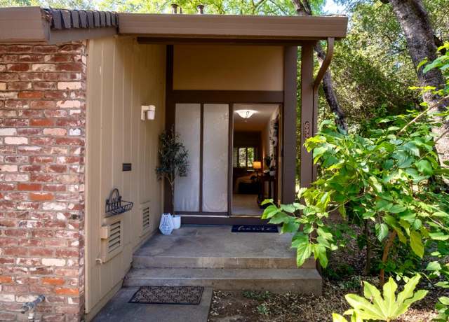 Property at 6923 Vera Cruz Ct, Citrus Heights, CA 95621, 2 beds, 2.5 baths
