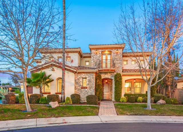 Property at 424 Calabria Ct, Roseville, CA 95747, 5 beds, 4.5 baths