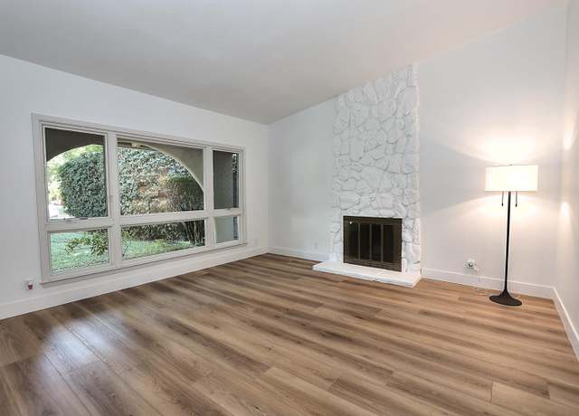 Property at 9473 Appalachian Dr, Sacramento, CA 95827, 3 beds, 2 baths