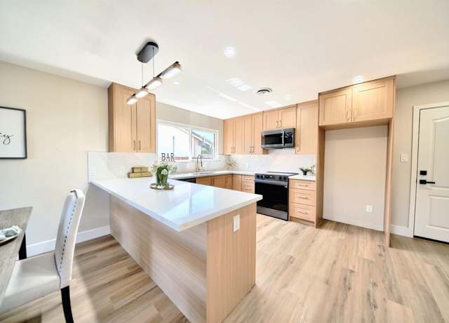 Property at 272 Ramona Way, Tracy, CA 95376, 4 beds, 2 baths