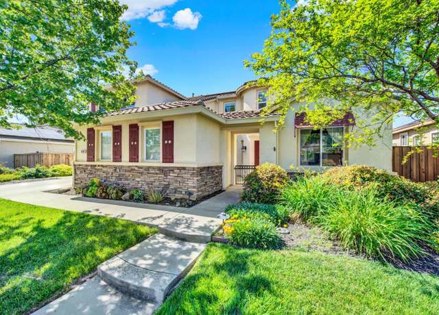 Property at 33565 Wildwing Dr, Woodland, CA 95695, 4 beds, 2.5 baths