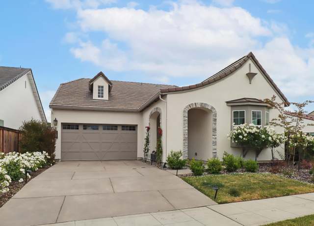 Property at 3021 Baldwin St, Sacramento, CA 95818, 3 beds, 2 baths