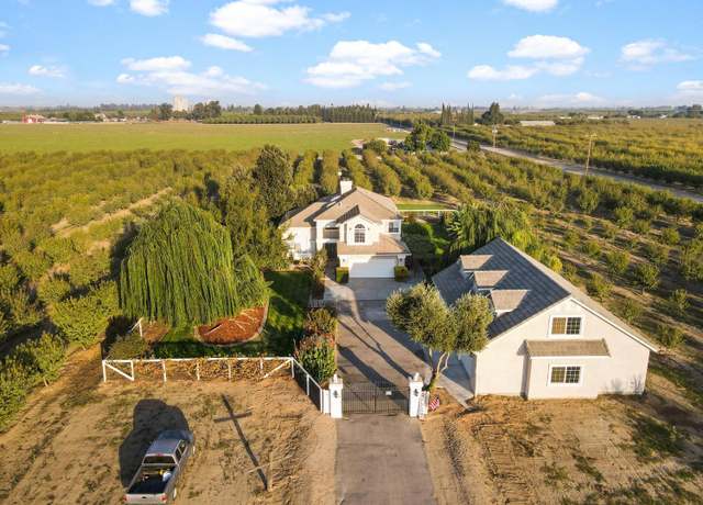 Property at 4972 Walnut Rd, Hughson, CA 95326, 8 beds, 5 baths