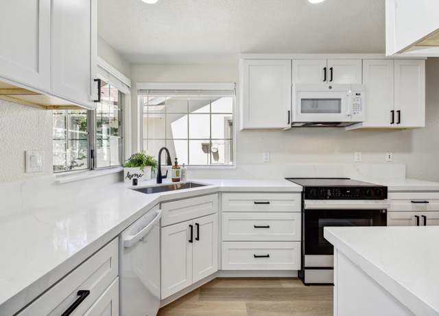 Property at 8135 Traver Ct, Sacramento, CA 95828, 3 beds, 2 baths