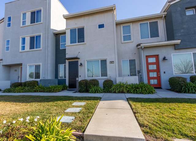 Property at 3862 Commerce Way, Sacramento, CA 95834, 3 beds, 2.5 baths
