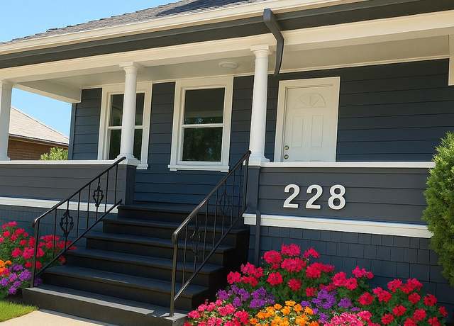 Property at 228 W Willow St, Stockton, CA 95203, 3 beds, 2 baths