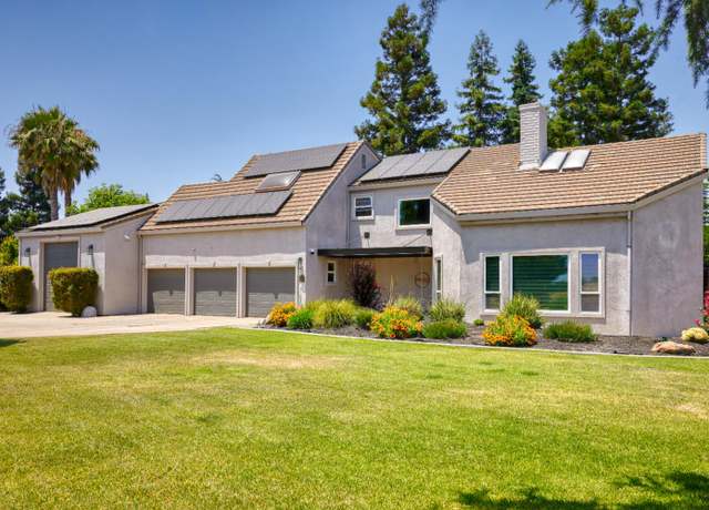 Property at 10013 Plaza De Oro Dr, Oakdale, CA 95361, 3 beds, 2.5 baths