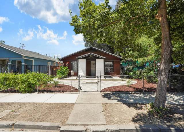 Property at 711 Oso St, Stockton, CA 95206, 2 beds, 2 baths