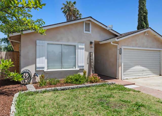 Property at 5658 12th St, Sheridan, CA 95681, 3 beds, 2 baths
