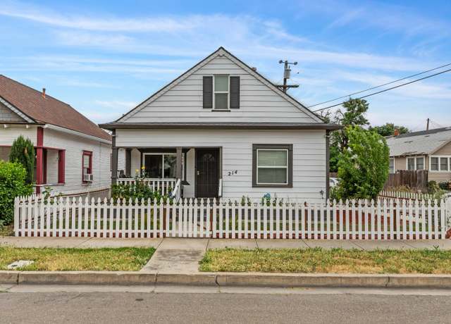 Property at 214 W 7th St, Tracy, CA 95376, 3 beds, 2 baths