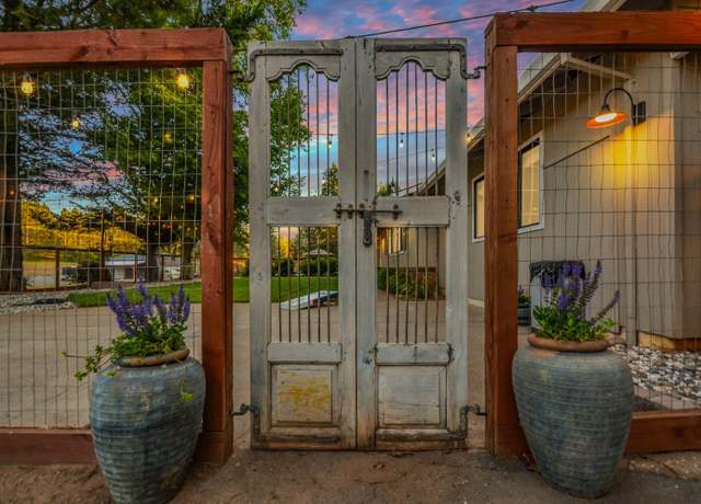 Property at 10376 Tabeaud Rd, Pine Grove, CA 95665, 3 beds, 3 baths