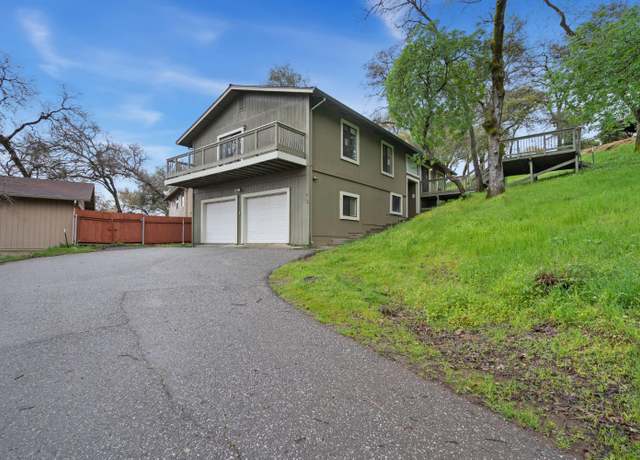 Property at 11203 Welty Ln, Auburn, CA 95603, 4 beds, 2 baths