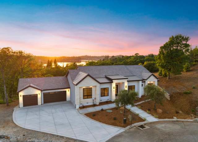 Property at 23846 Ironwood Ct, Auburn, CA 95602, 4 beds, 3 baths