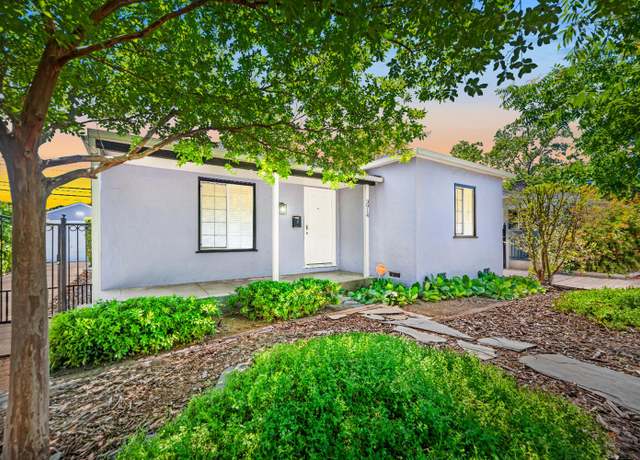 Property at 3914 12th Ave, Sacramento, CA 95817, 2 beds, 1 bath