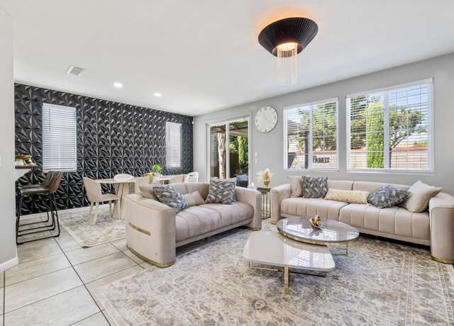 Property at 730 Candela Cir, Sacramento, CA 95835, 3 beds, 2.5 baths