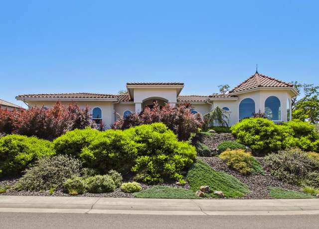 Property at 683 Russell Dr, Folsom, CA 95630, 3 beds, 3 baths