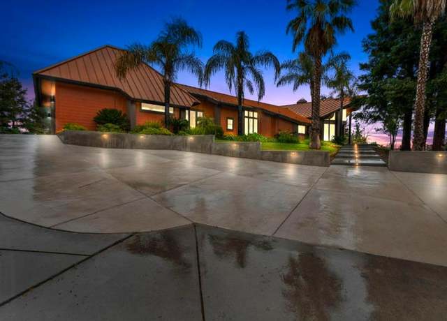 Property at 9313 N Hills Ct, Oakdale, CA 95361, 3 beds, 3 baths