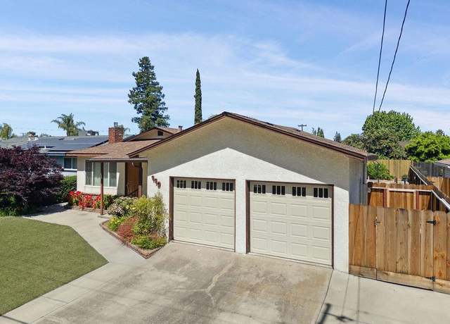 Property at 990 E C St, Oakdale, CA 95361, 3 beds, 2 baths