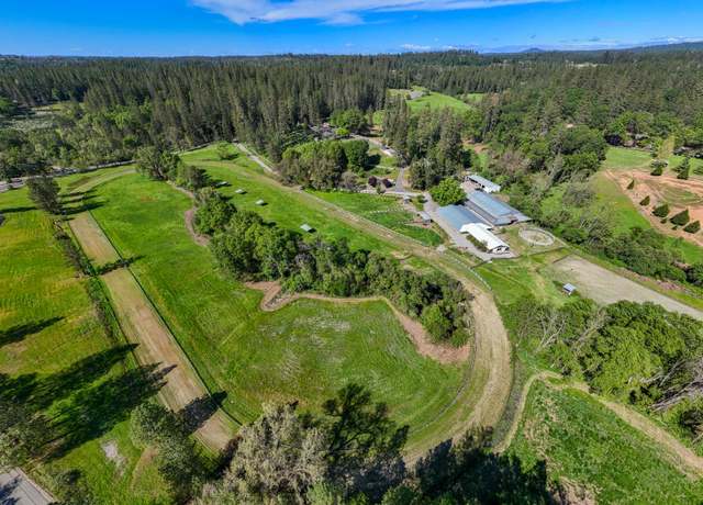 Property at 13615 Mccourtney Rd, Grass Valley, CA 95949, 2 beds, 3 baths