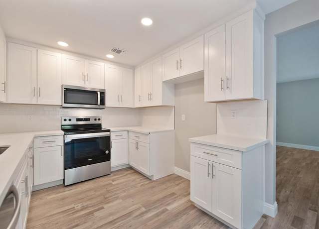 Property at 5824 Peppermill Ct #3, Sacramento, CA 95841, 3 beds, 1.5 baths