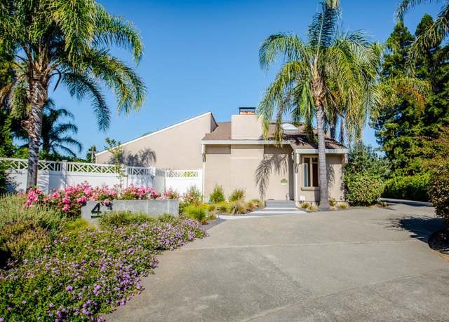 Property at 4 Sequoia Pl, Woodland, CA 95695, 5 beds, 3 baths