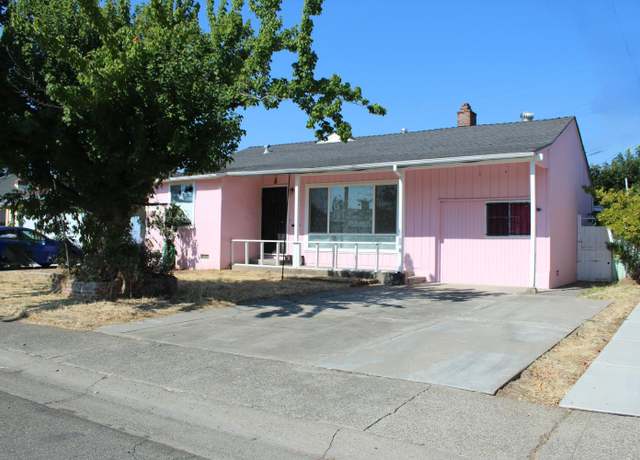 Property at 5604 Johns Dr, Sacramento, CA 95822, 3 beds, 2 baths