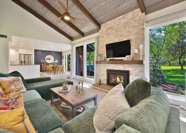 Property at 44705 Garden Ct, El Macero, CA 95618, 3 beds, 2 baths