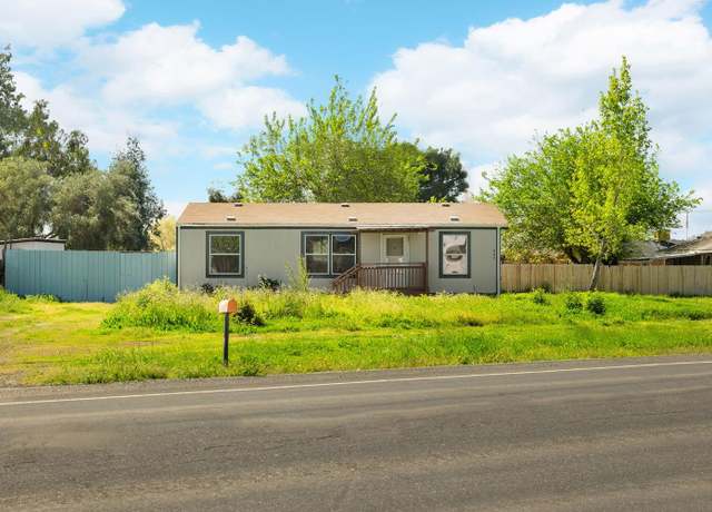 Property at 665 Grand Ave, Oroville, CA 95965, 3 beds, 2 baths