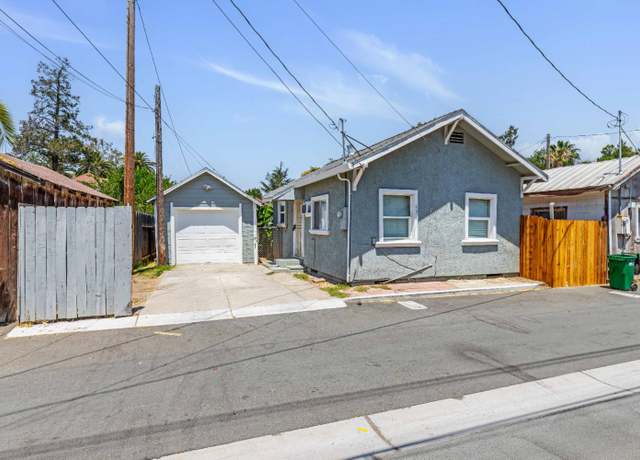 Property at 335 E Oak St, Lodi, CA 95240, 2 beds, 1 bath