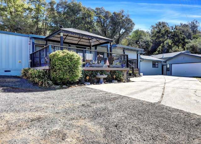 Property at 12710 Rough And Ready Rd, Rough And Ready, CA 95975, 2 beds, 3 baths
