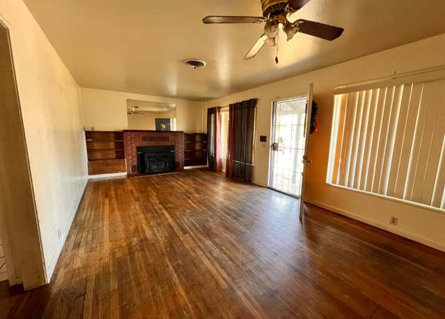 Property at 3031 W Michigan Ave, Stockton, CA 95204, 2 beds, 1 bath