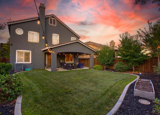 Property at 125 Adrienne Ct, Roseville, CA 95747, 5 beds, 3.5 baths