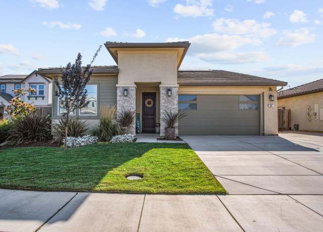 Property at 687 Trifecta Ct, Oakdale, CA 95361, 3 beds, 2 baths